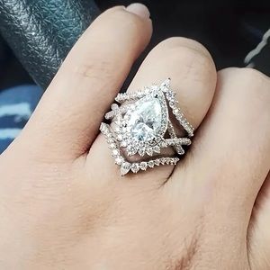 Elegant Waterdrop Cubic Zirconia Stacking Rings